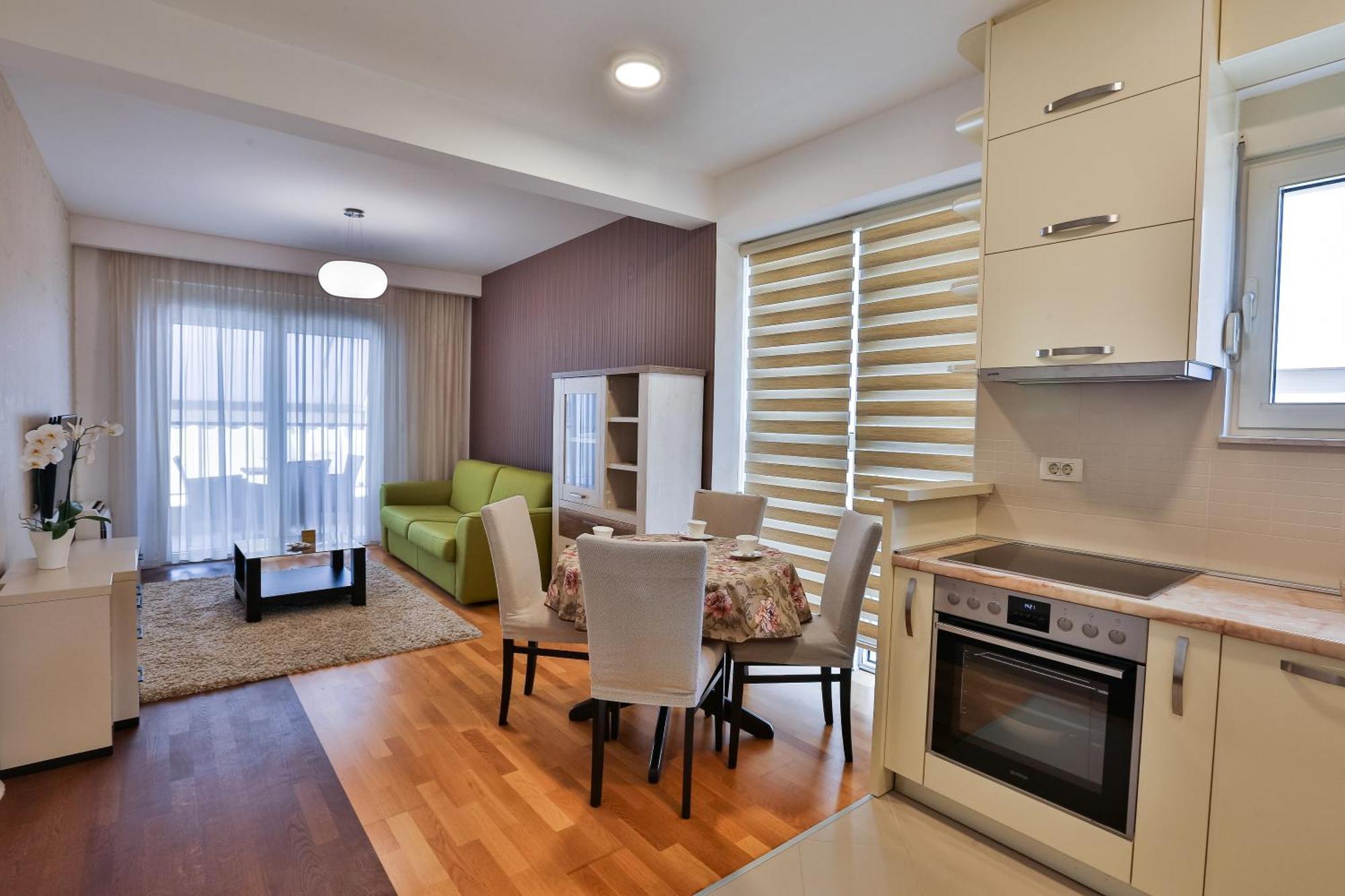 Montesun Boka Apartments Budva Kültér fotó