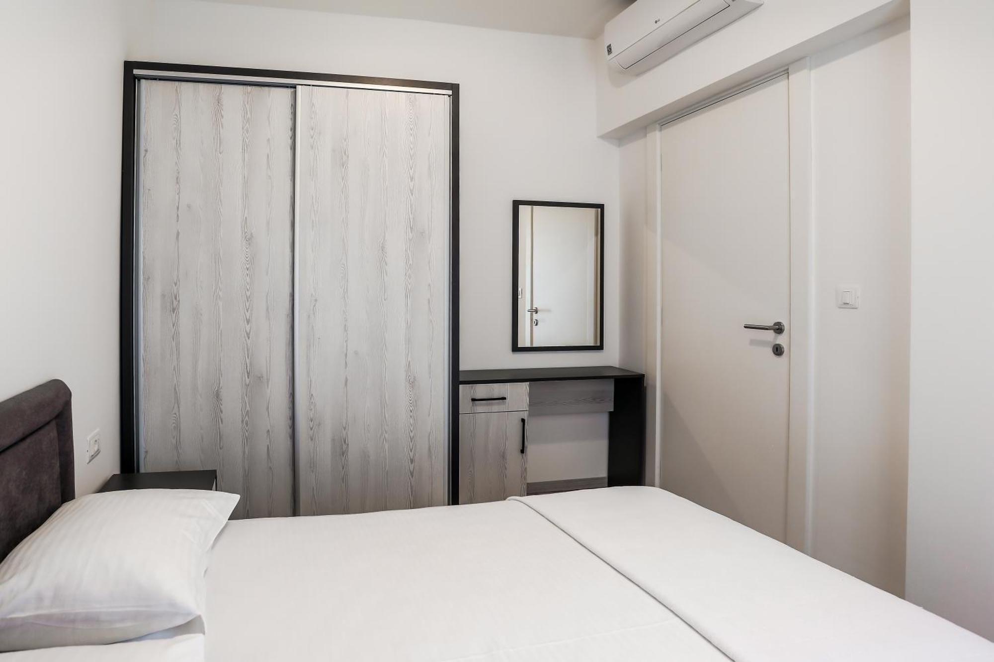 Montesun Boka Apartments Budva Szoba fotó