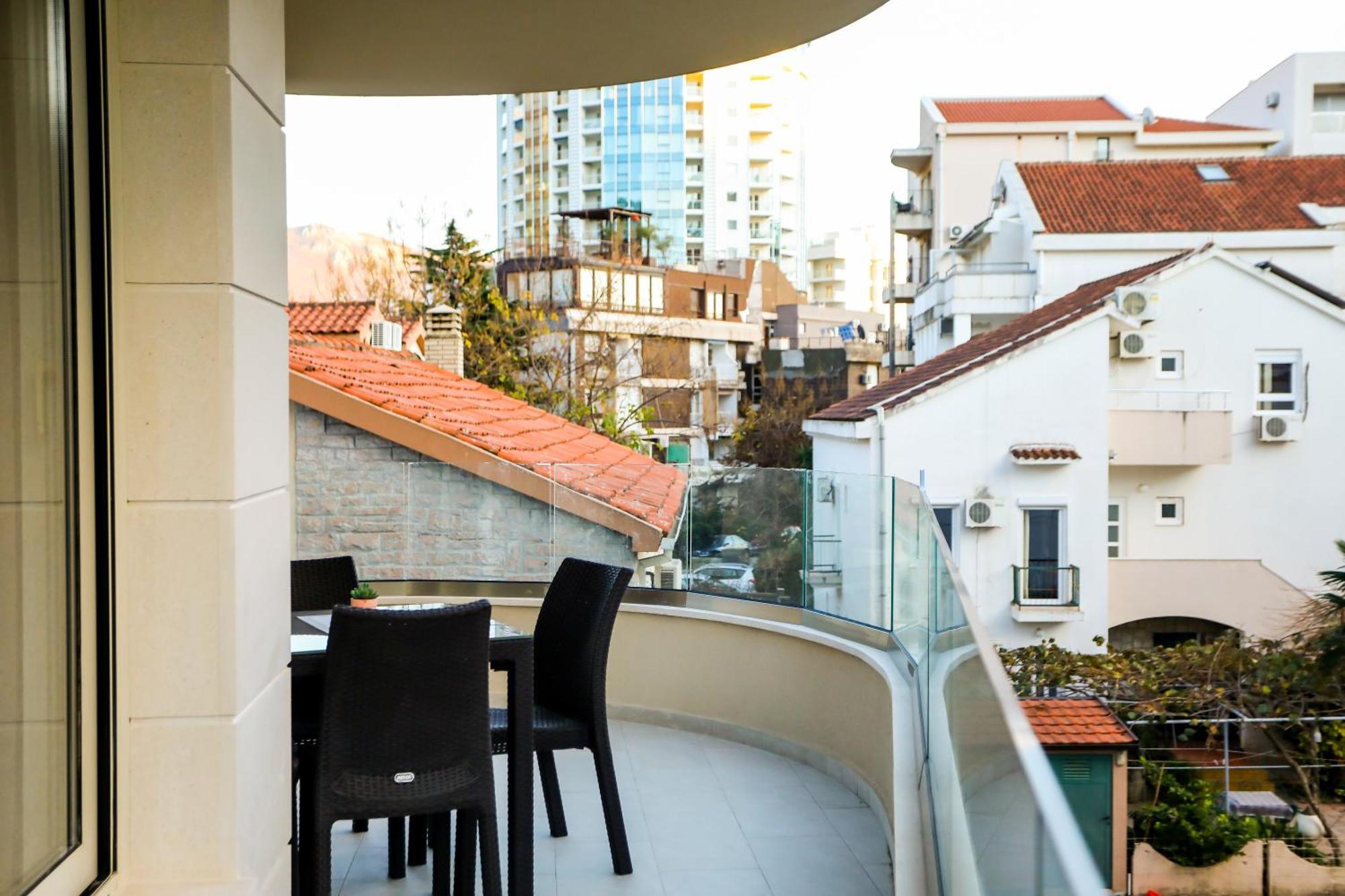 Montesun Boka Apartments Budva Szoba fotó